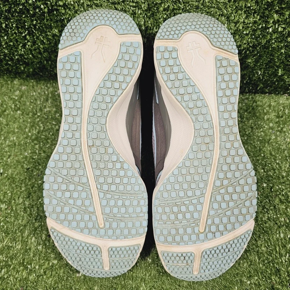 Kuru‎ Carrera Light Grey Blue Athletic Comfort Walking Sneakers Womens Size 8